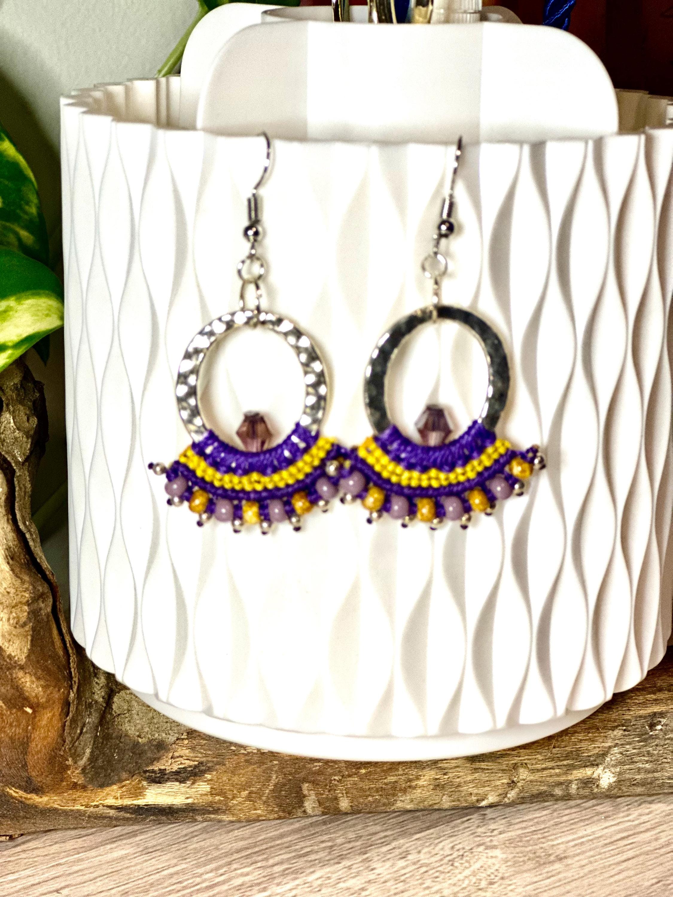 Macrame earrings with toho beads and platted rings