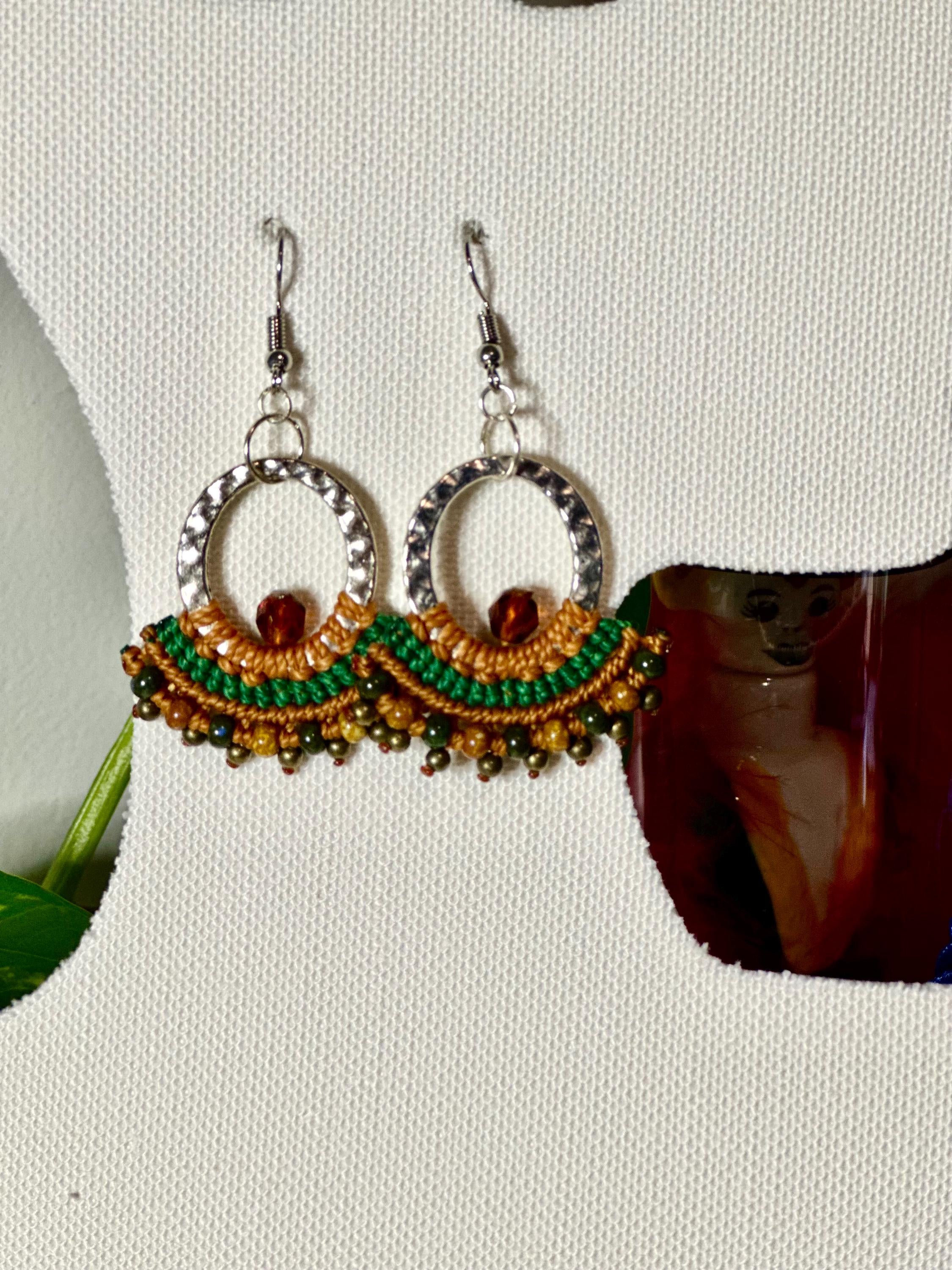 Macrame earrings with toho beads and platted rings