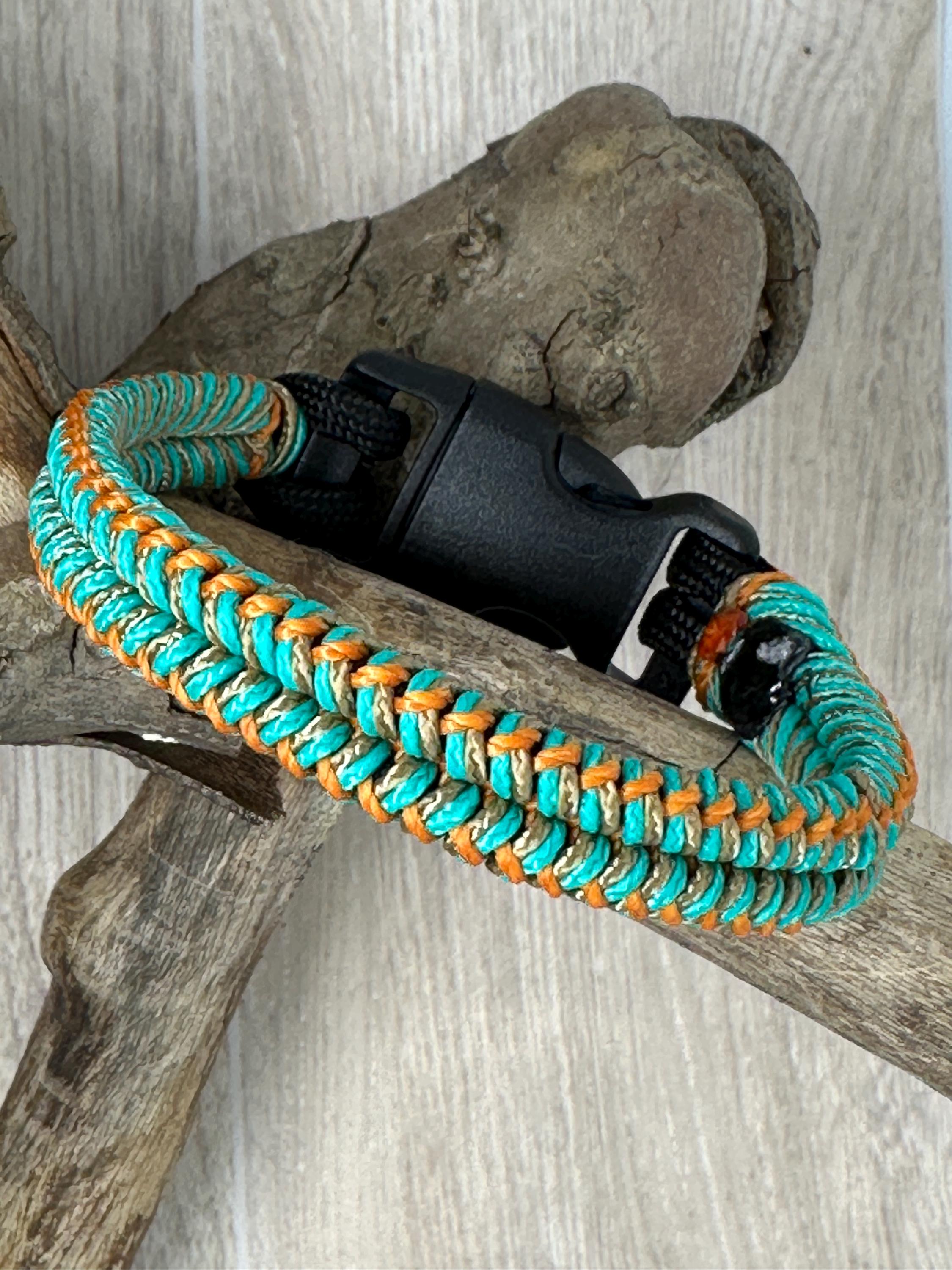Paracord Men’s Bracelet, mix colors, 8 inches.