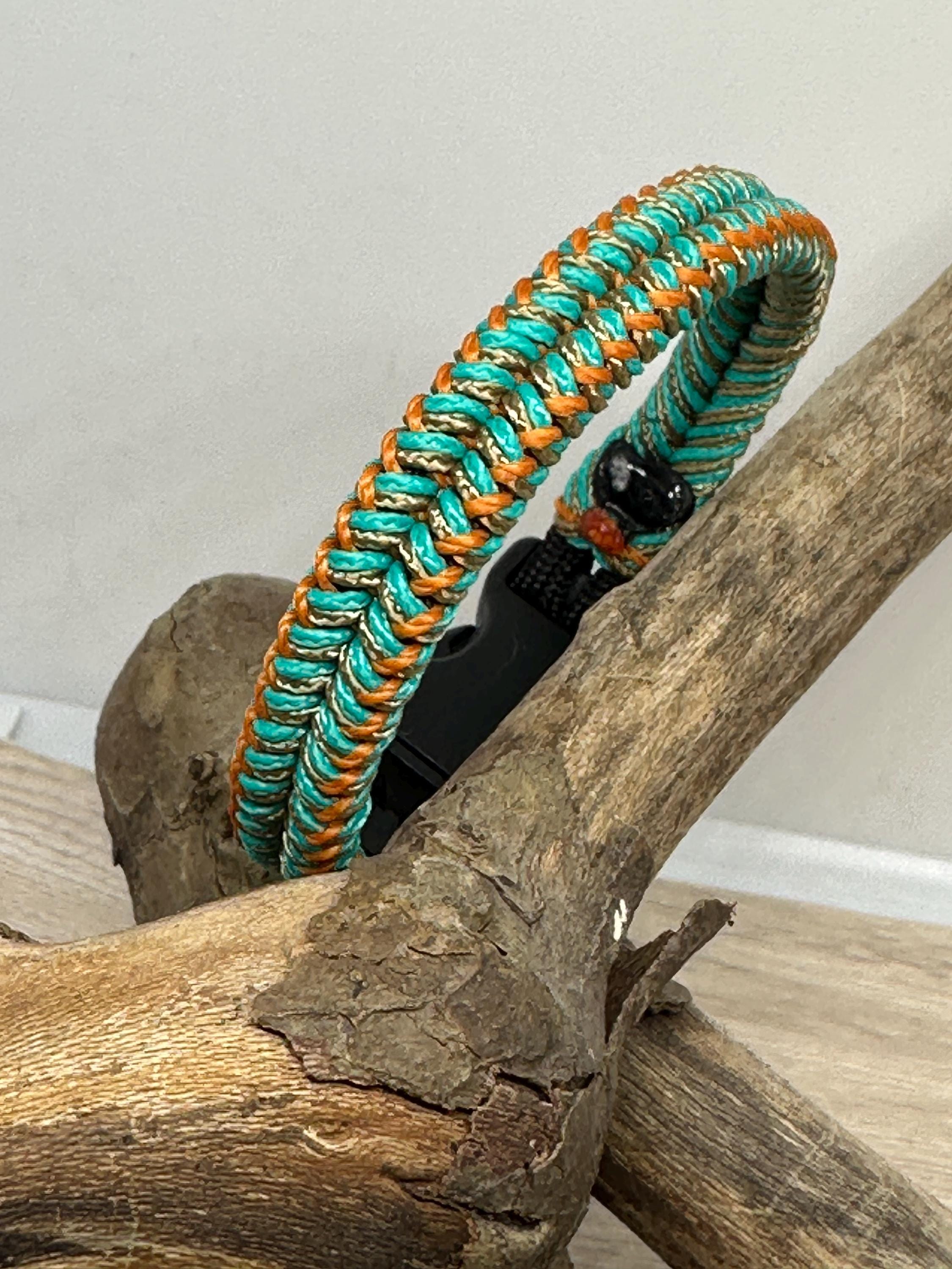 Paracord Men’s Bracelet, mix colors, 8 inches.
