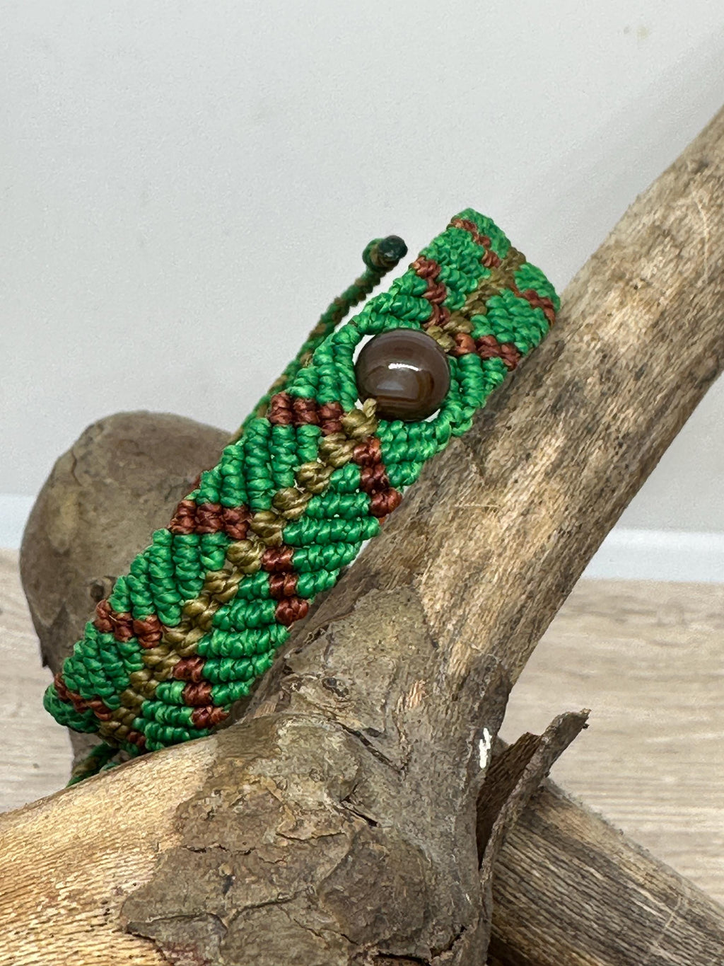 Adjustable Closure Wristlet bracelet, macrame bracelet