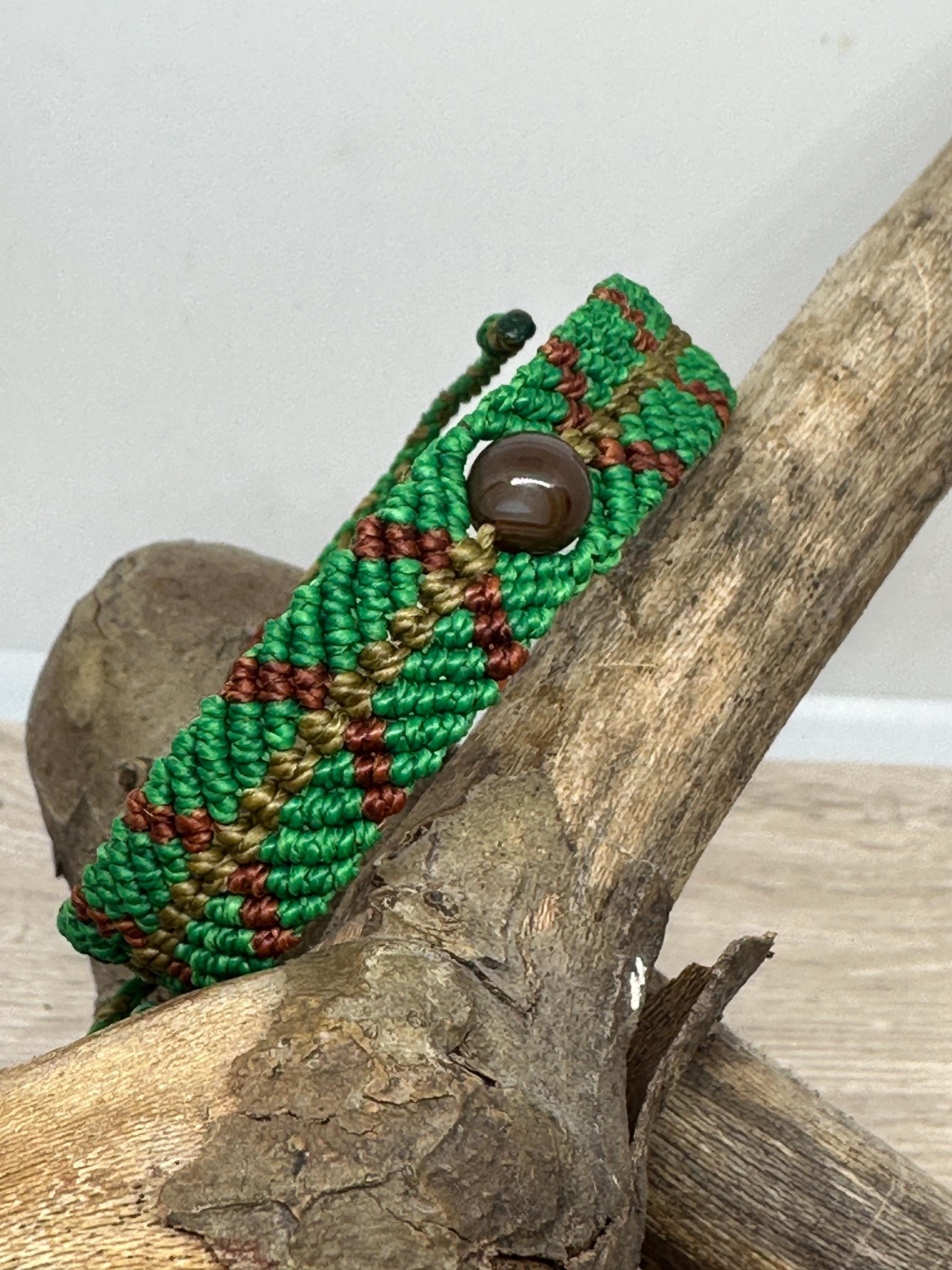 Adjustable Closure Wristlet bracelet, macrame bracelet