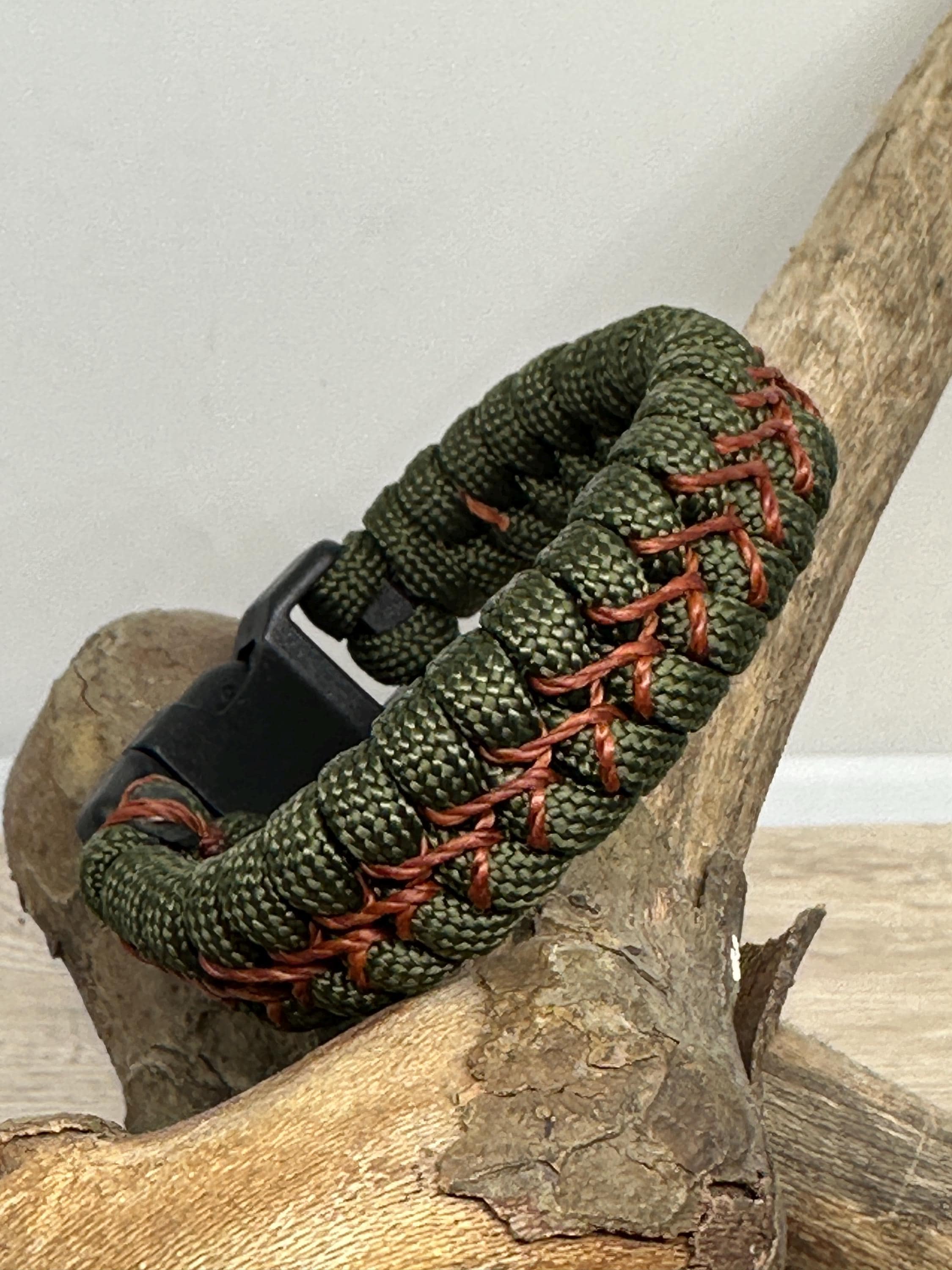 Green Paracord Men’s Bracelet, two different size.