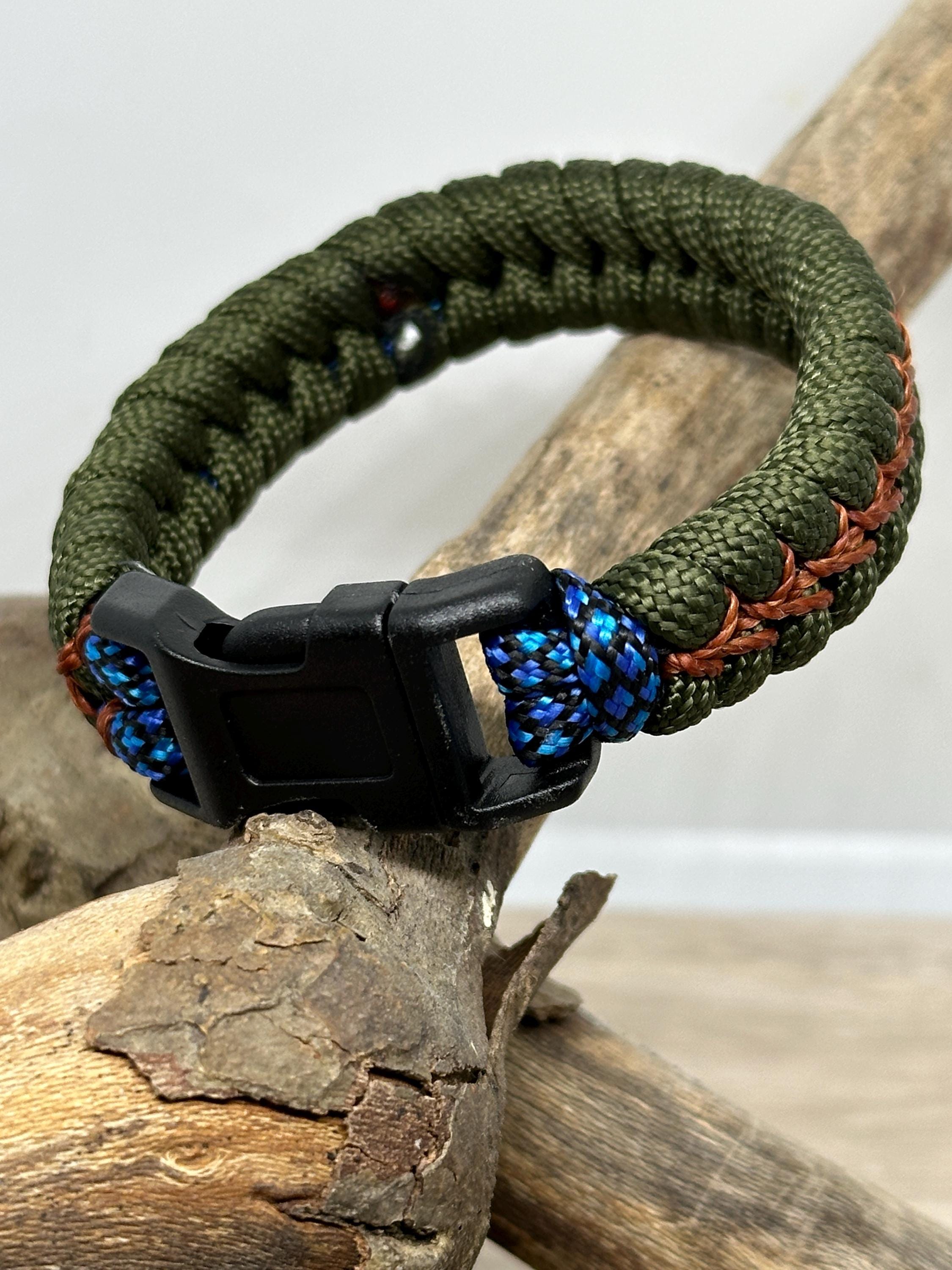 Green Paracord Men’s Bracelet, two different size.