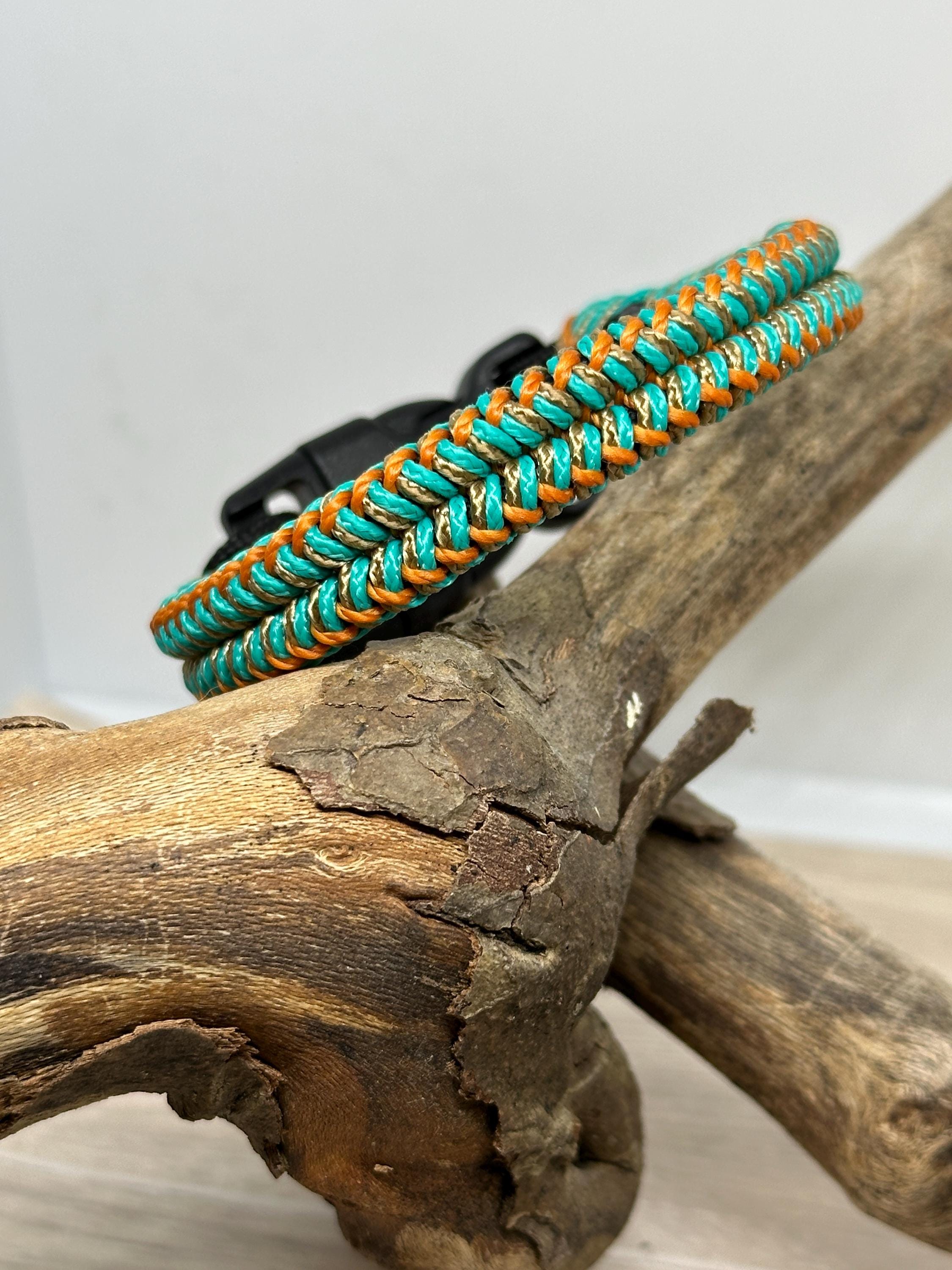 Paracord Men’s Bracelet, mix colors, 8 inches.