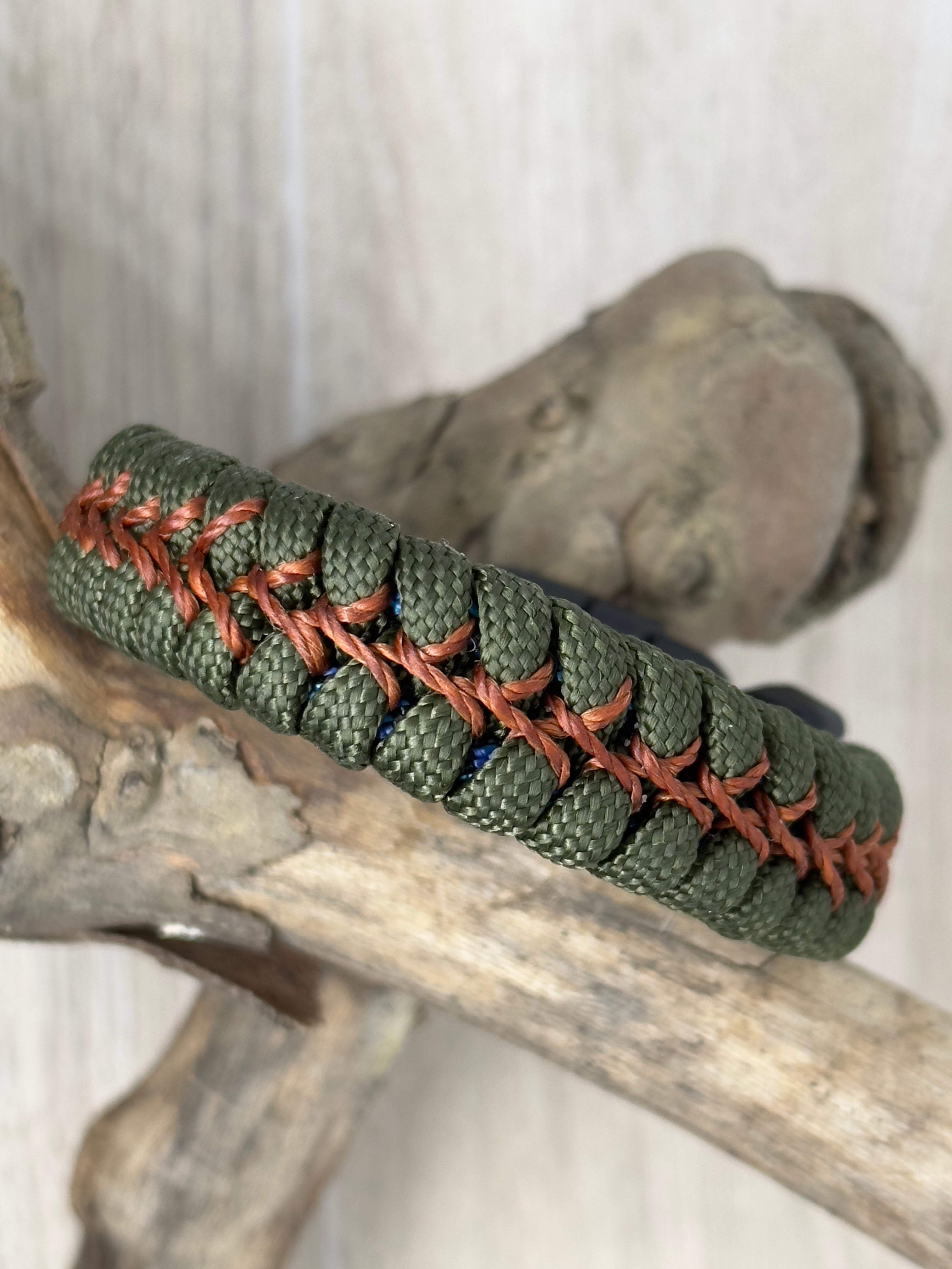 Paracord Men's Bracelet Green.
